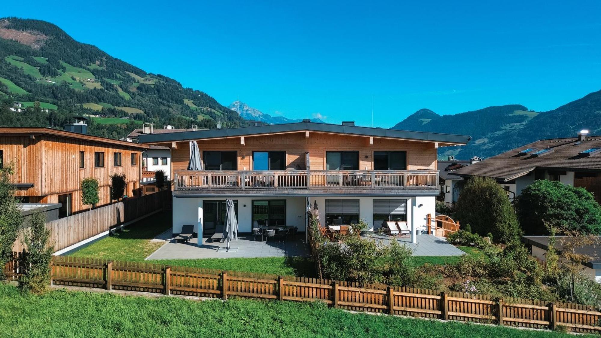 Zillerheart - Balcony Und Car Park By Alpenluxus Apartment Fuegen